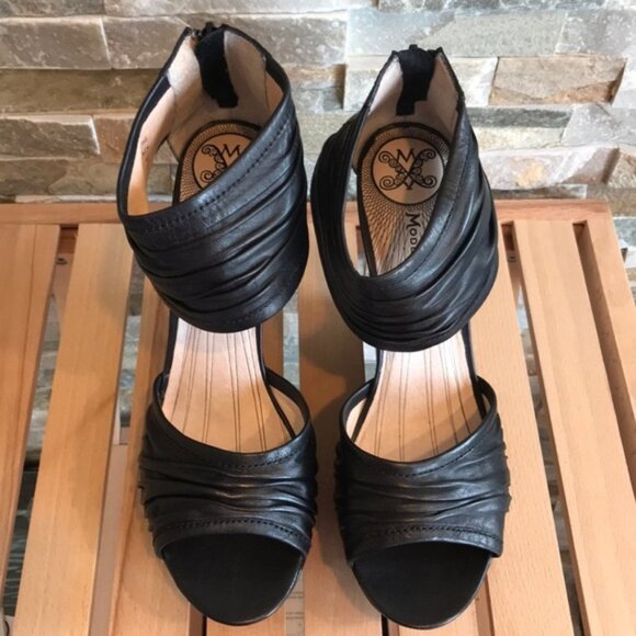 Modern Vintage Martine Ankle Strap Wedge Sandal - Picture 4 of 8